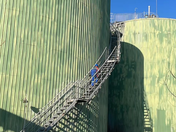 186f8ead551e32ed1c352993b4592a46.png 186f8ead551e32ed1c352993b4592a46.png